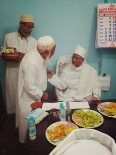 Alavi Bohras: Aqaa Maulaa visited Factories in Patel Industrial Estate